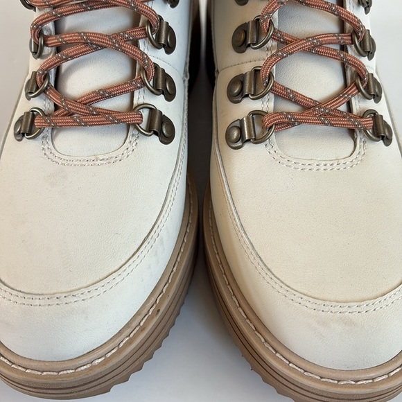 Teva Midform boot white swan lace up slight heal max comfort water repellent - Picture 8 of 16